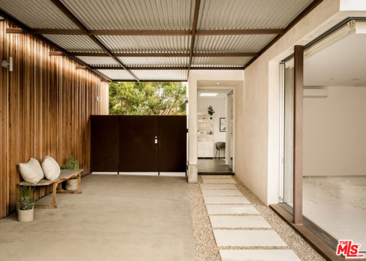 4 Bed Home for Sale in Venice, California