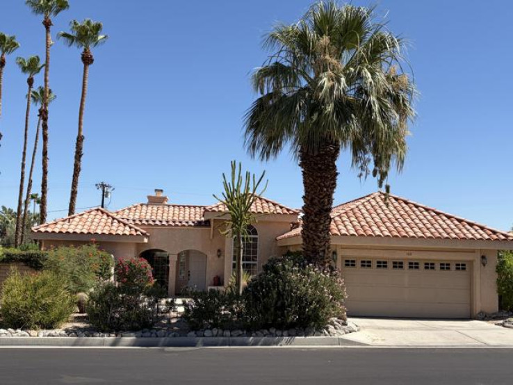 2 Bed Home for Sale in Palm Desert, California