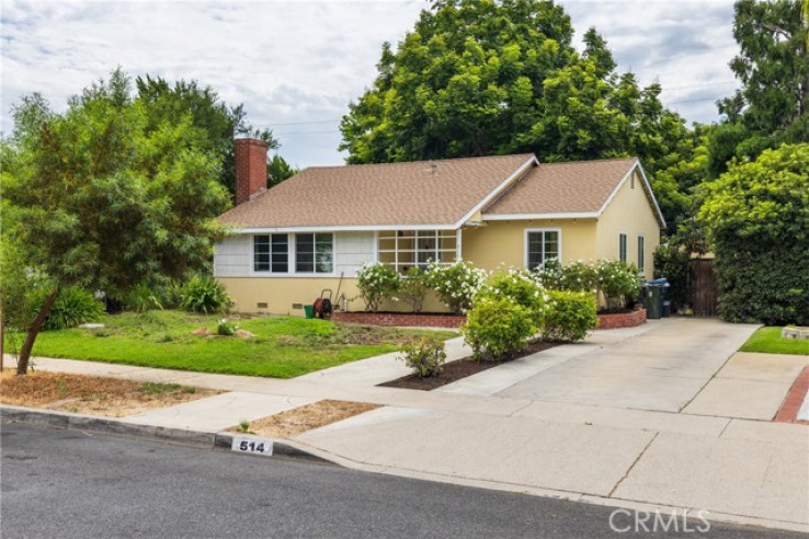 2 Bed Home for Sale in San Fernando, California