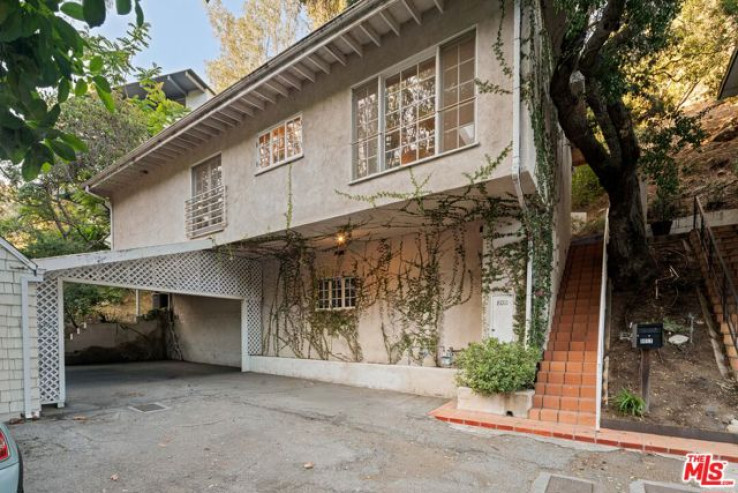 2 Bed Home for Sale in Los Angeles, California