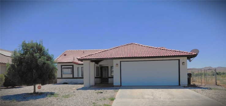3 Bed Home for Sale in Helendale, California