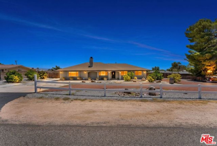4 Bed Home for Sale in Apple Valley, California