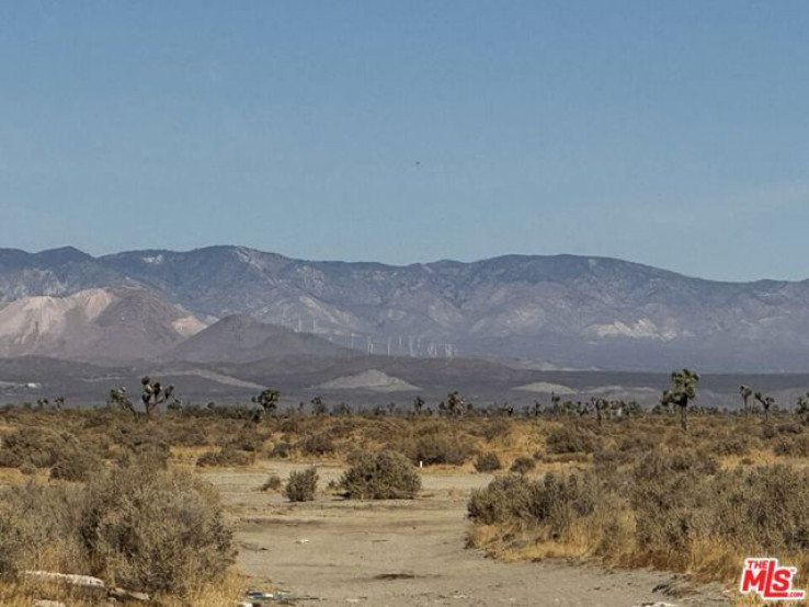  Land for Sale in Lancaster, California