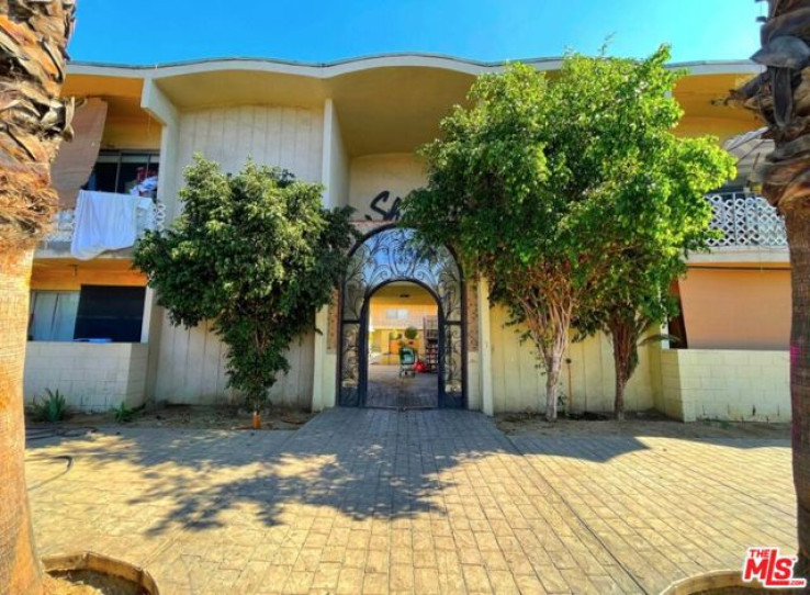  Income Home for Sale in Van Nuys, California