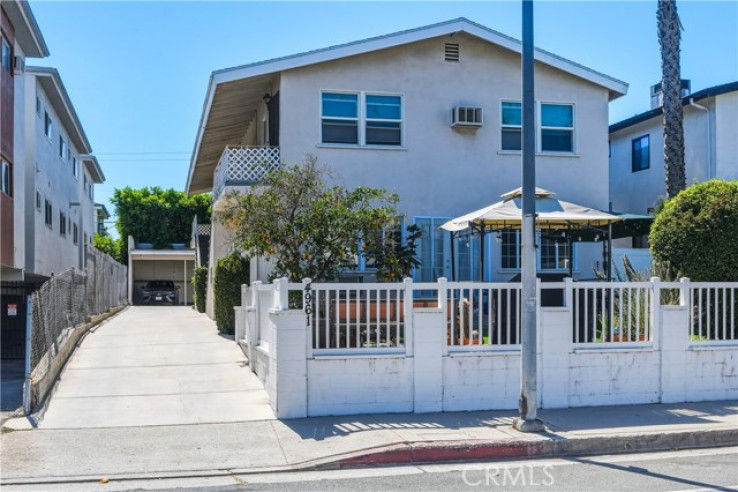  Income Home for Sale in Sherman Oaks, California