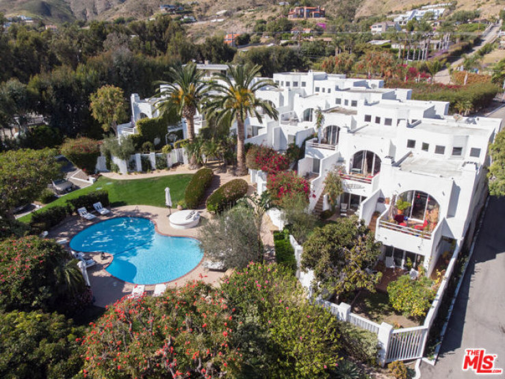Residential Home in Malibu