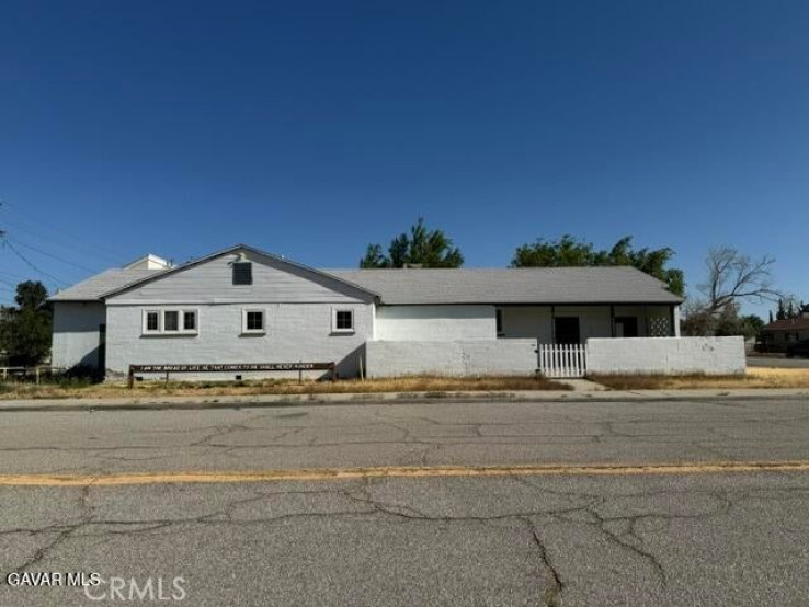 Residential Home in Mojave