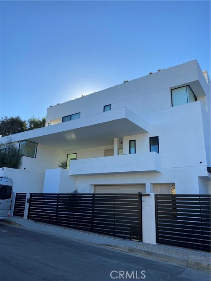 Residential Home in Brentwood