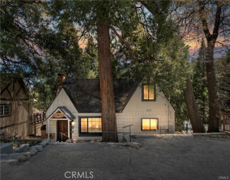 2 Bed Home for Sale in Lake Arrowhead, California