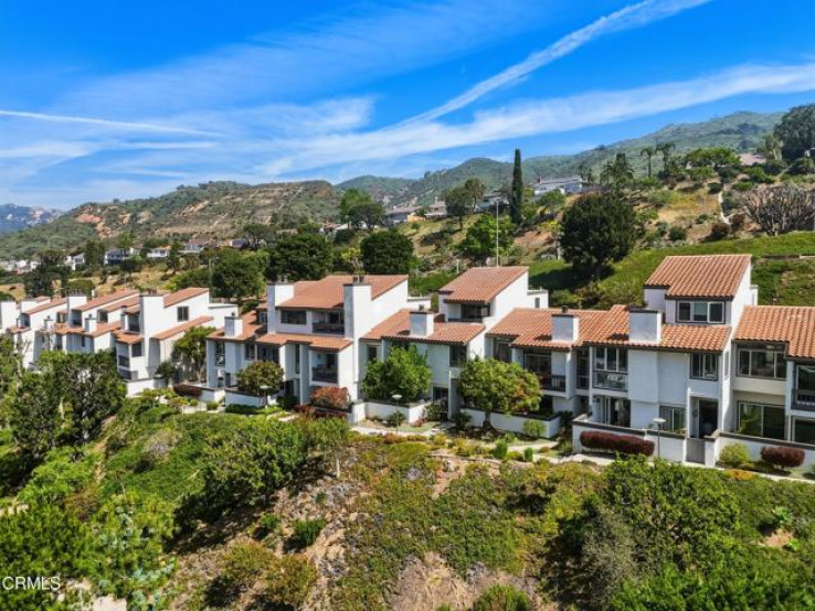 2 Bed Home for Sale in Los Angeles, California