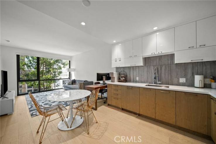 2 Bed Home for Sale in Los Angeles, California