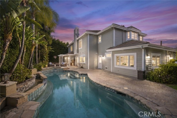 5 Bed Home for Sale in Encino, California