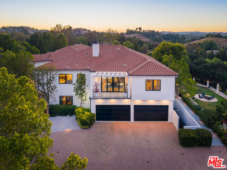 6 Bed Home for Sale in Calabasas, California