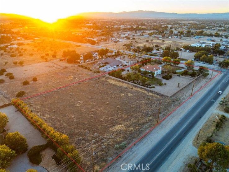 5 Bed Home for Sale in Palmdale, California