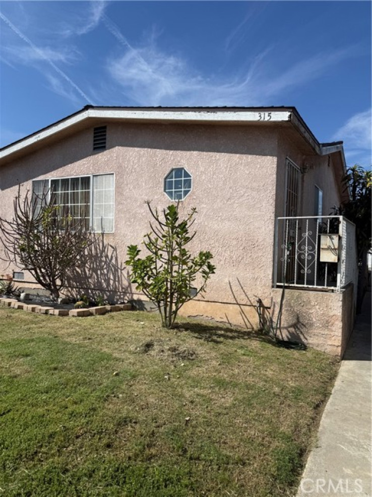 2 Bed Home for Sale in Los Angeles, California