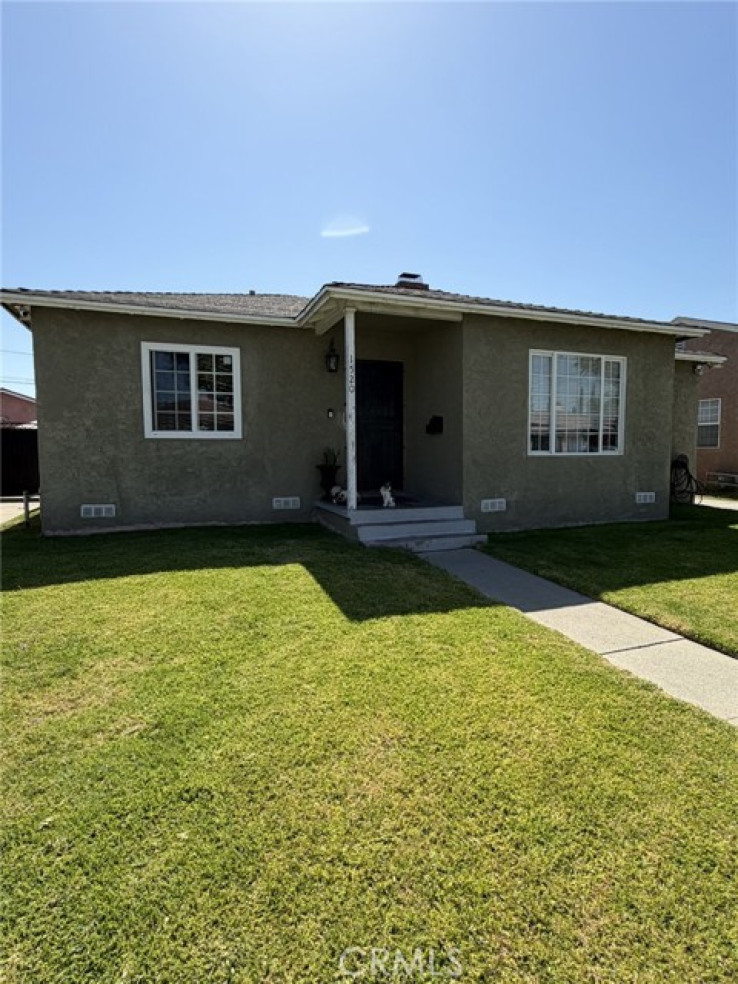 3 Bed Home for Sale in Compton, California