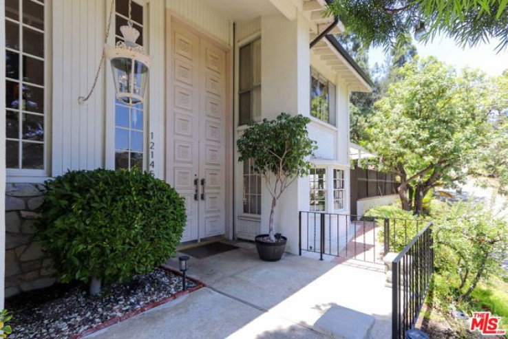 Residential Home in Brentwood