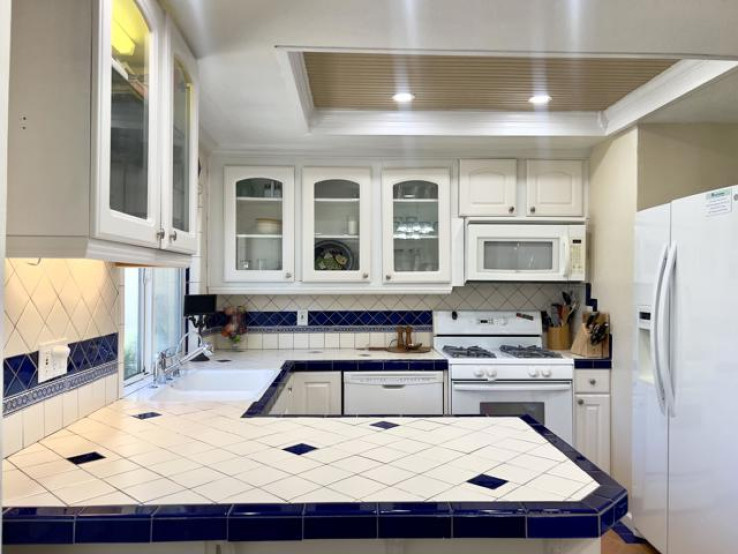 2 Bed Home for Sale in Palm Desert, California