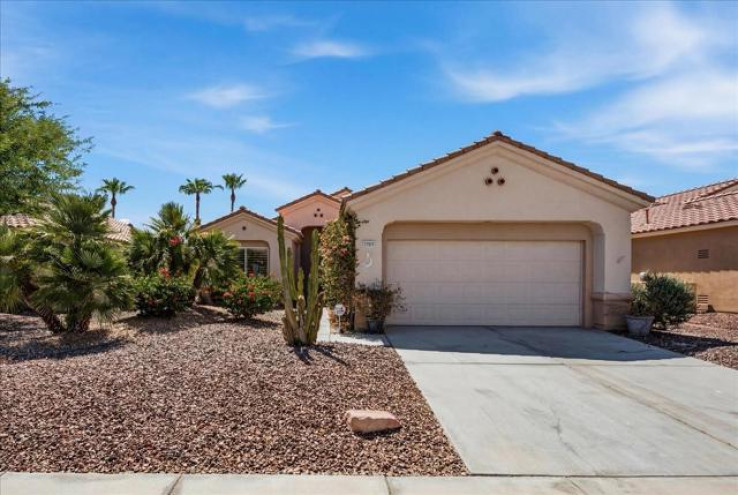 2 Bed Home for Sale in Palm Desert, California