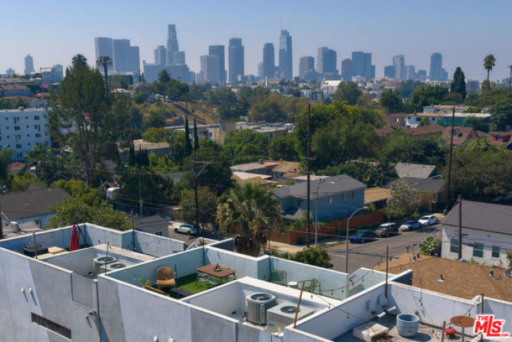 3 Bed Home for Sale in Los Angeles, California