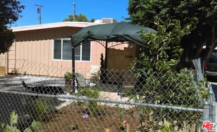 Residential Home in Palmdale