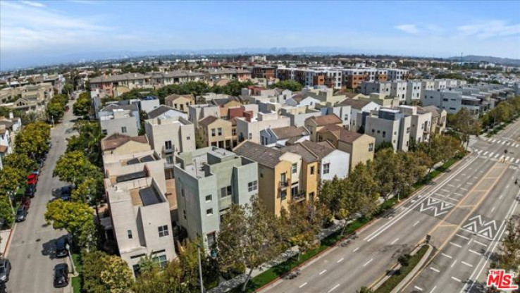 2 Bed Home for Sale in Playa Vista, California