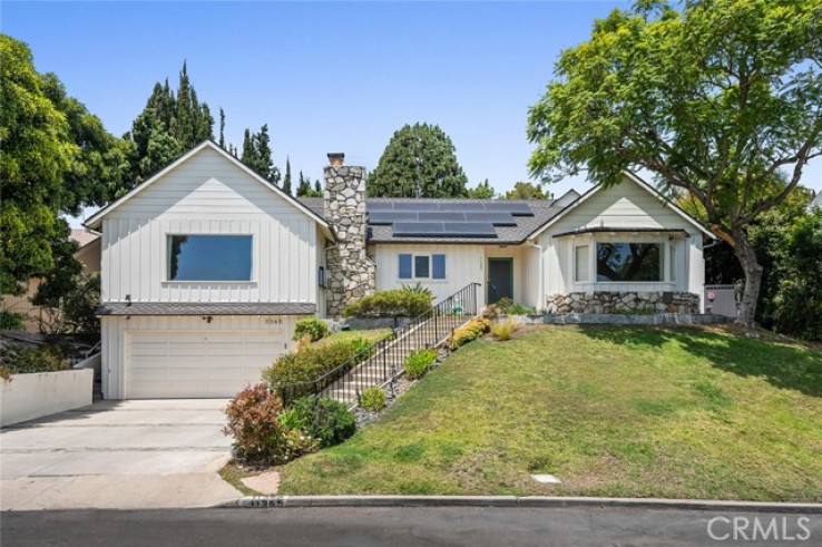 Residential Home in Bel Air - Holmby Hills