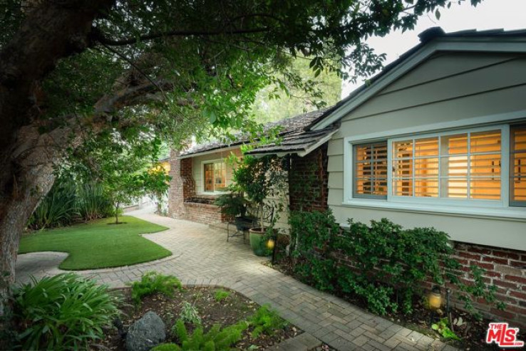 3 Bed Home for Sale in Sherman Oaks, California