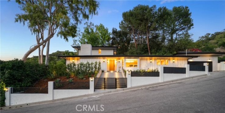 5 Bed Home for Sale in Sherman Oaks, California