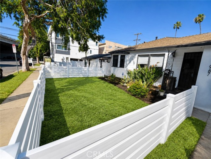  Income Home for Sale in Los Angeles, California