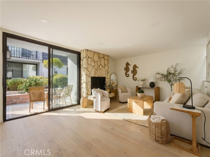 2 Bed Home for Sale in Playa del Rey, California