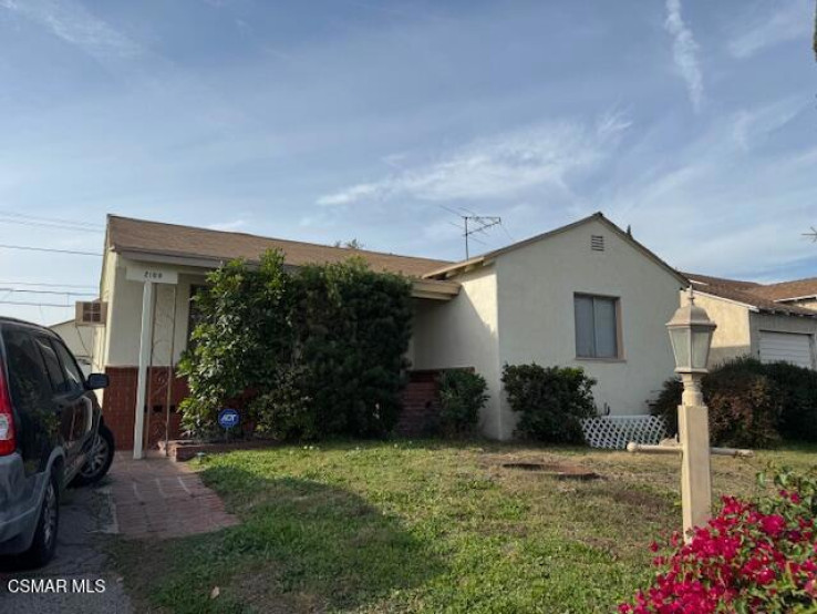 3 Bed Home for Sale in Burbank, California