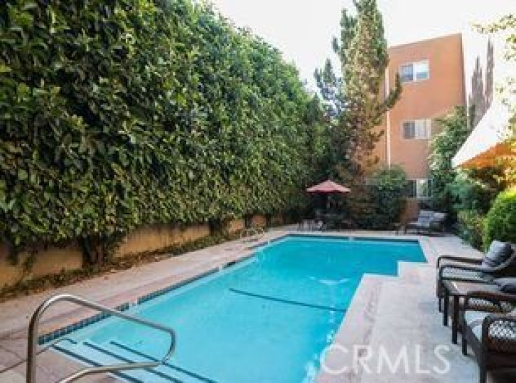 2 Bed Home for Sale in Studio City, California
