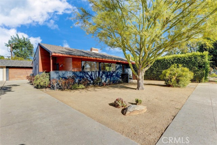 2 Bed Home for Sale in North Hollywood, California