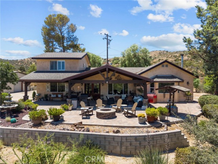 3 Bed Home for Sale in Agua Dulce, California