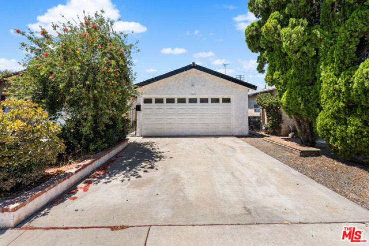 2 Bed Home for Sale in San Fernando, California