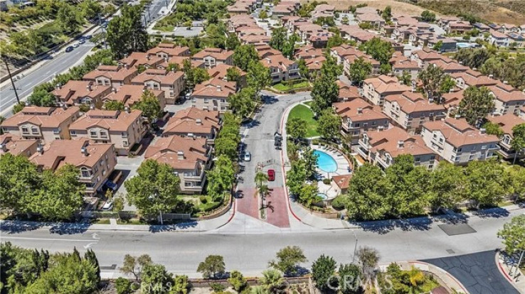 3 Bed Home for Sale in Newhall, California