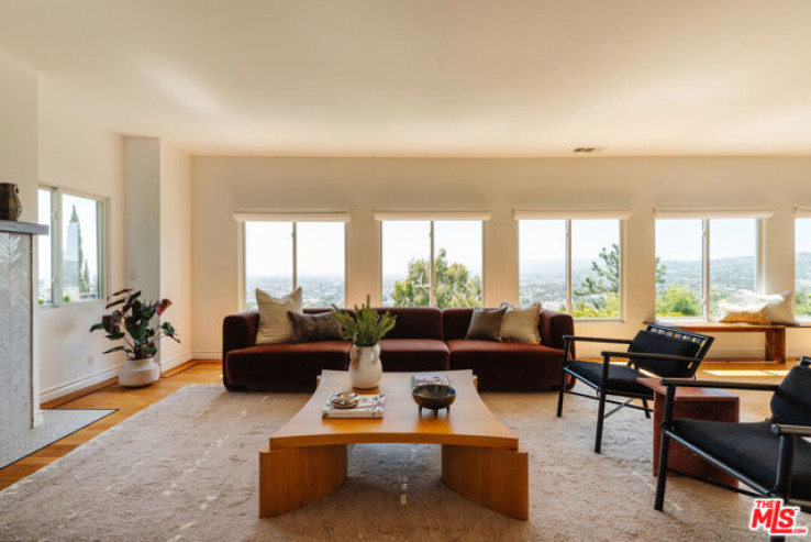 4 Bed Home for Sale in Los Angeles, California