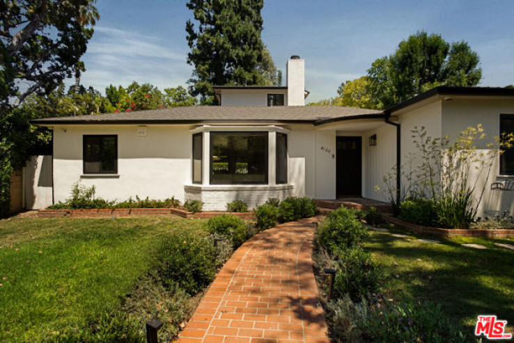 Residential Home in Sherman Oaks