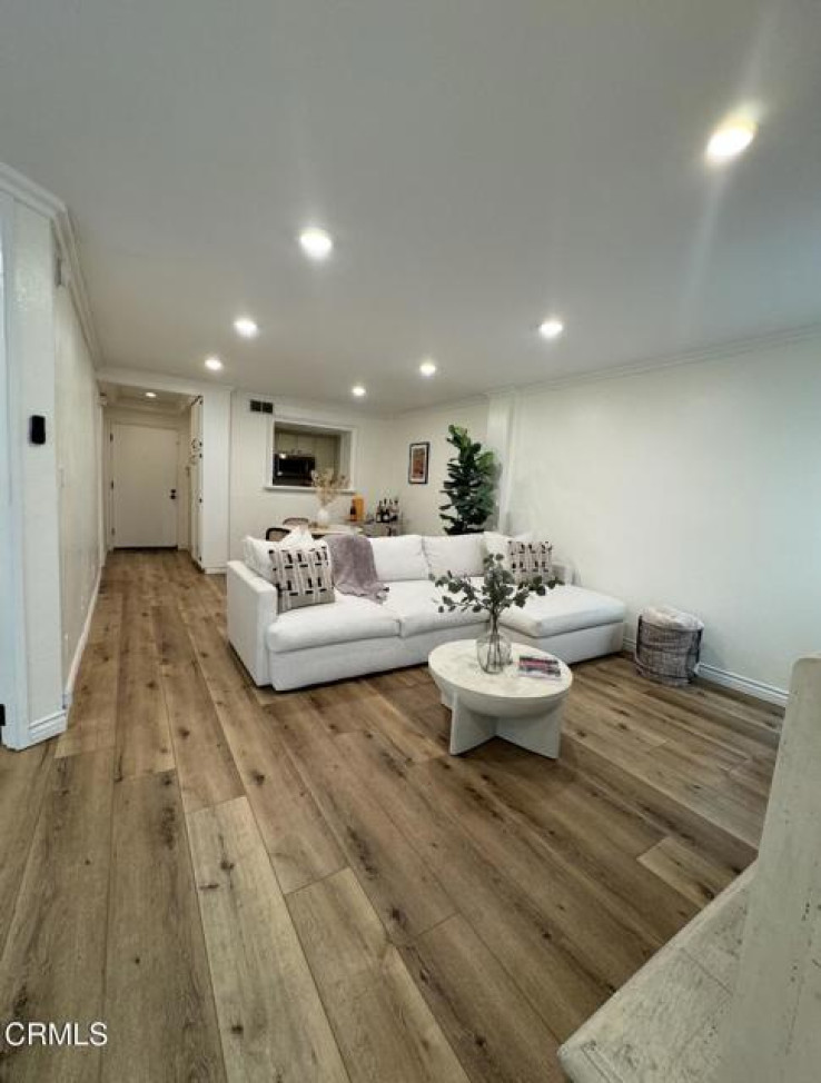 Residential Home in West Hollywood Vicinity