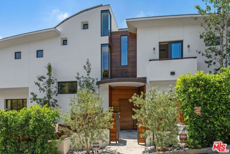 6 Bed Home for Sale in Los Angeles, California