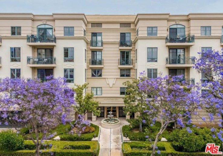 3 Bed Home for Sale in Beverly Hills, California