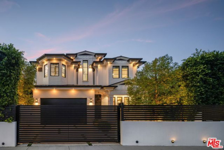 5 Bed Home for Sale in Los Angeles, California