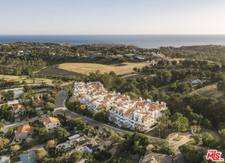 2 Bed Home for Sale in Malibu, California