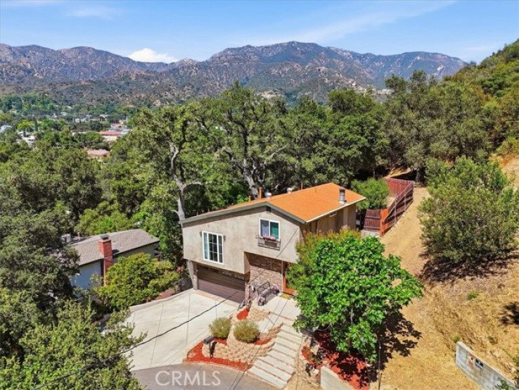 3 Bed Home for Sale in Tujunga, California