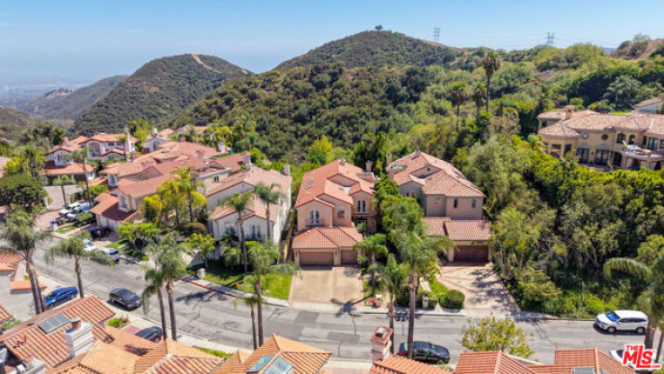 Residential Home in Brentwood