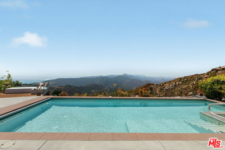 4 Bed Home for Sale in Malibu, California