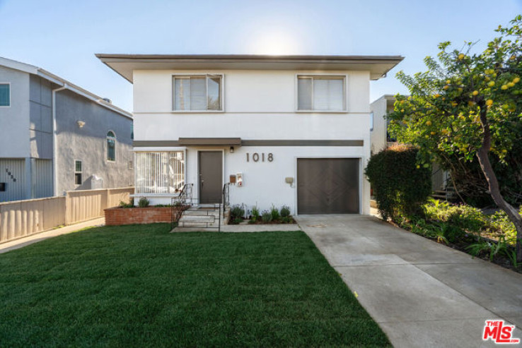 Residential Income in Santa Monica