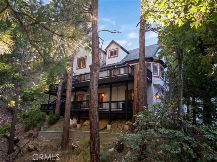 3 Bed Home for Sale in Lake Arrowhead, California
