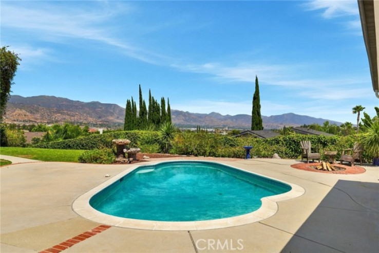 3 Bed Home for Sale in Granada Hills, California